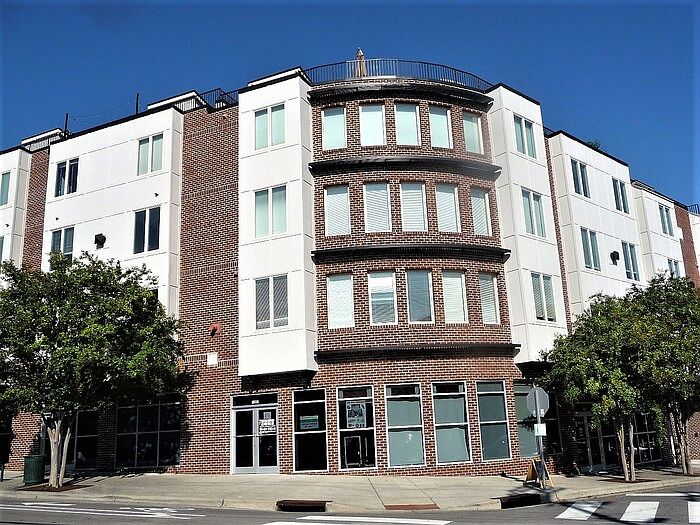 1st image of 400 W Rosemary St Unit 107