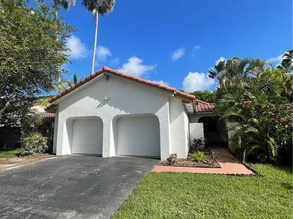 2077 Montpeliar, Weston, FL 33326