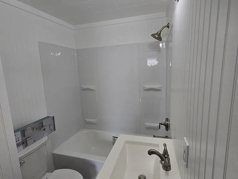4304 Race St — Photo 11