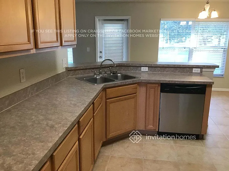 4741 Ashton Dr W — Photo 4