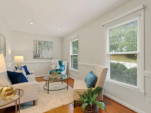 5401 Kaplan Dr, Raleigh, NC 27606