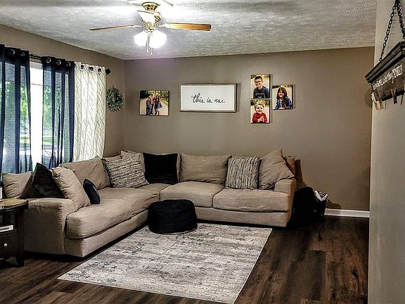 4th image of 3912 Linden Dr