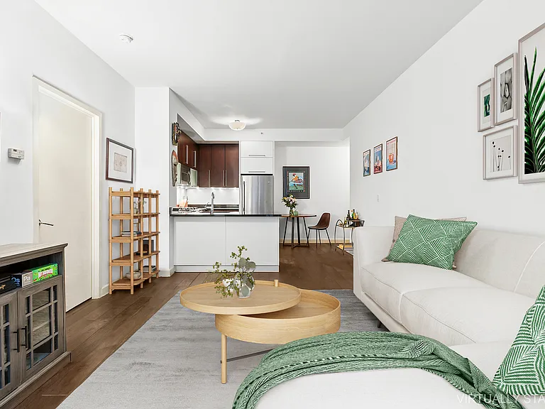 100 Jay St #4M — Photo 3