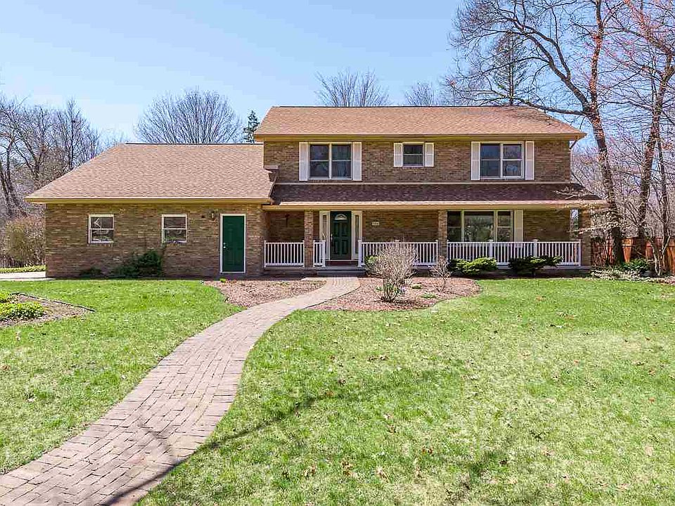 1st image of 5801 Woodcliff Dr