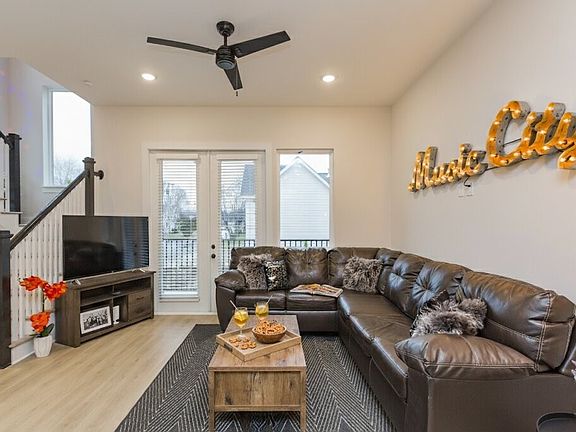 4th image of 1737 Pecan St Unit 1