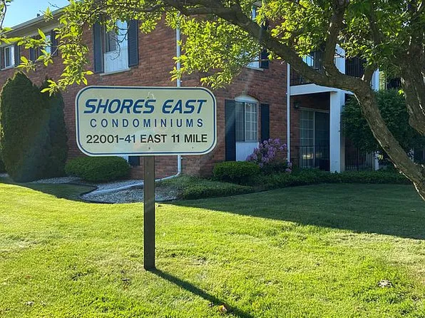 22031 E Eleven Mile Rd, Saint Clair Shores, MI 48081
