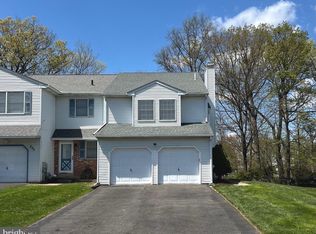 207 Jonathan Dr, North Wales, PA 19454