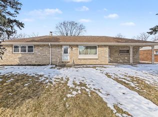 3020 W Edgerton Ave, Greenfield, WI 53221