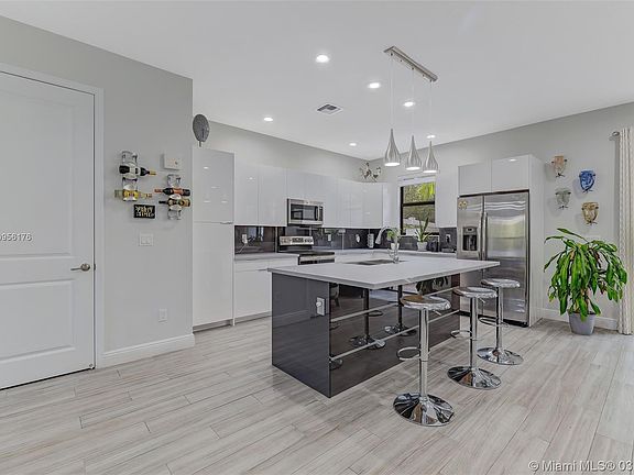 3rd image of 20904 NW 1st Ct #20904
