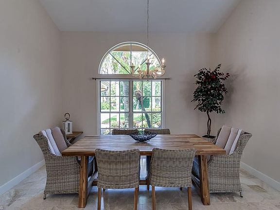 3rd image of 7577 Cordoba Cir