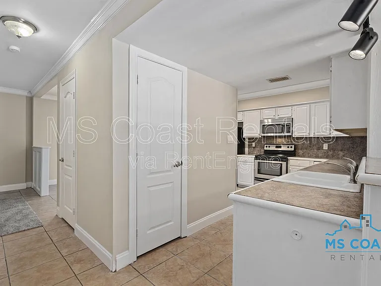 387 Debuys Rd — Photo 11