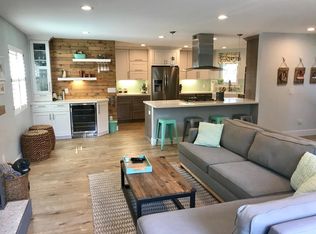 1912 Harriman Ln #B, Redondo Beach, CA 90278