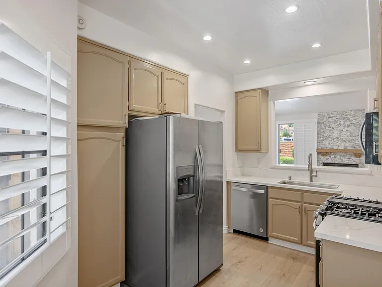 4791 Parma Dr — Photo 11