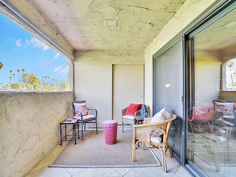 E Waverly Dr — Photo 19