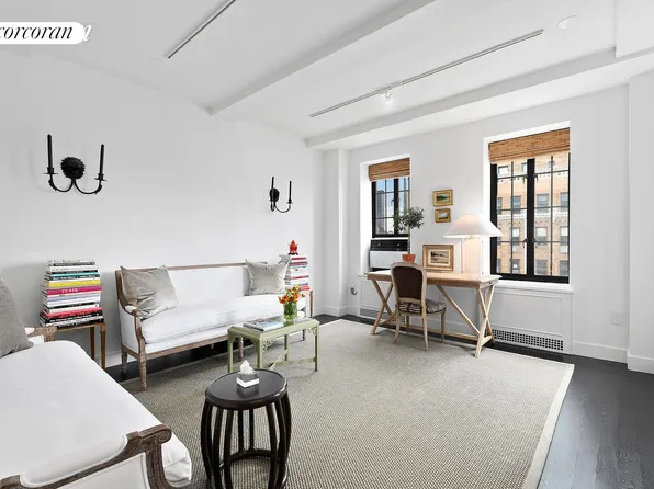 201 West 16th Street image 1 of 7