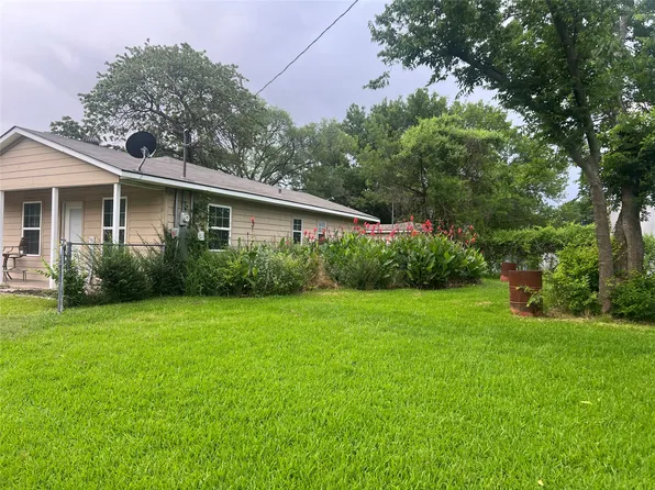 25 Erin Dr, Pottsboro, TX 75076