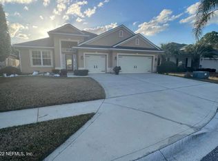 512 Millhouse Ln, Orange Park, FL 32065