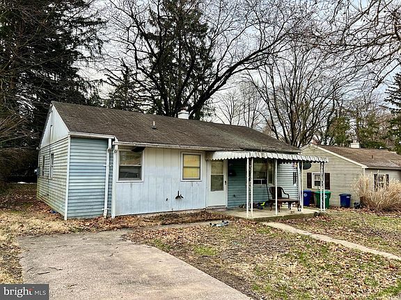 2nd image of 3993 Rauch St