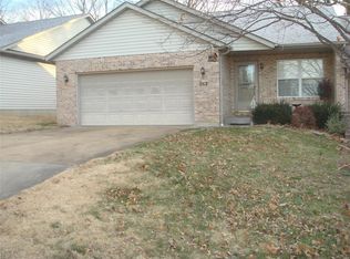 362 Alberta Ln, Washington, MO 63090