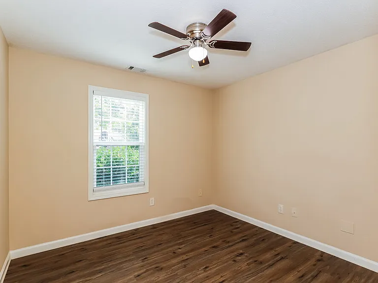 43 Thorn Thicket Way — Photo 14