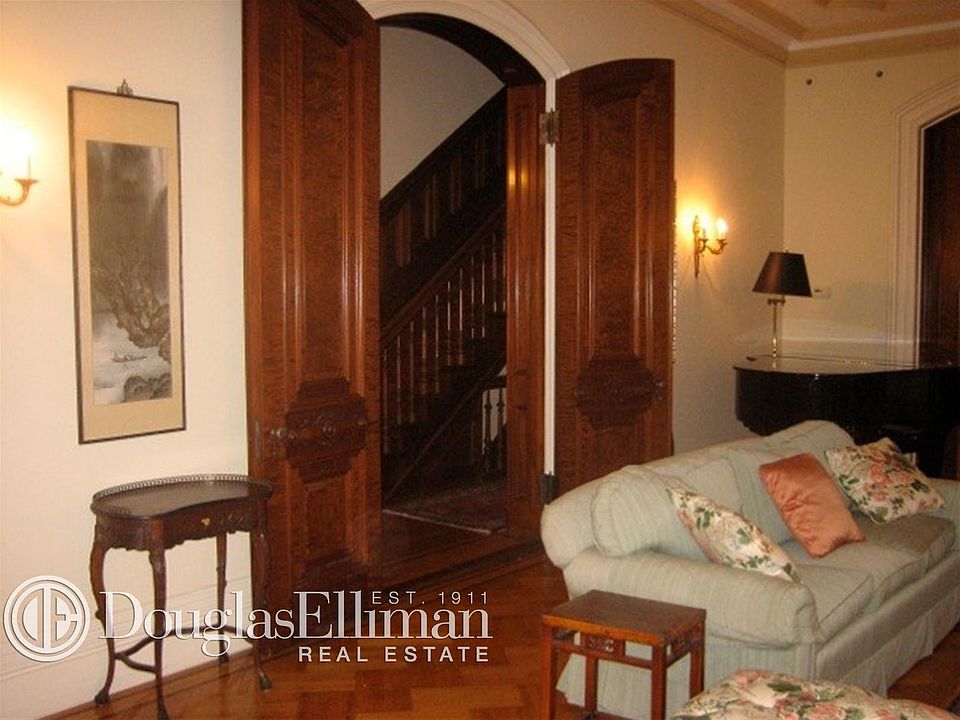 1st image of 38 Grace Ct #1