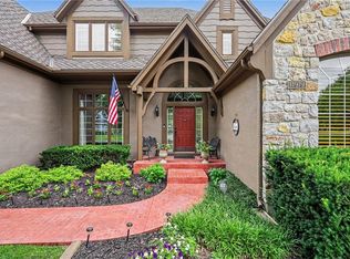 11919 W 139th Ter, Overland Park, KS 66221