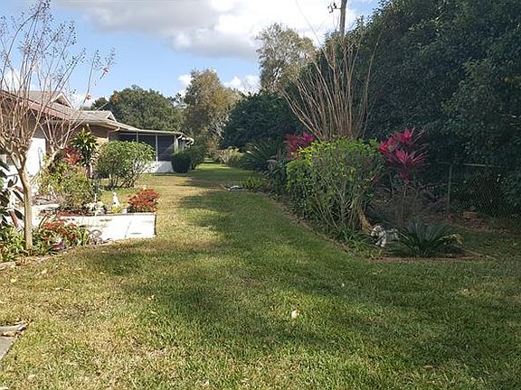 5th image of 644 Lark Dr