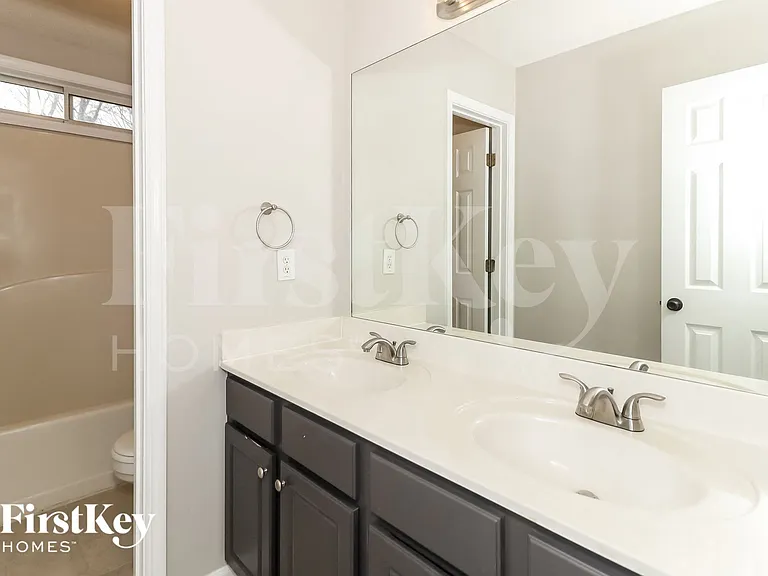 752 Teal Ct — Photo 12