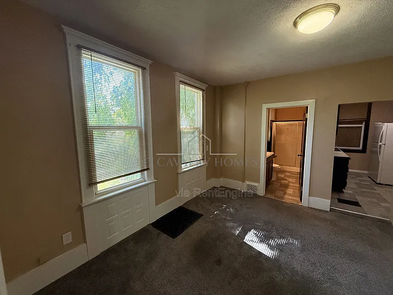 1076 Ackley St #2 — Photo 6