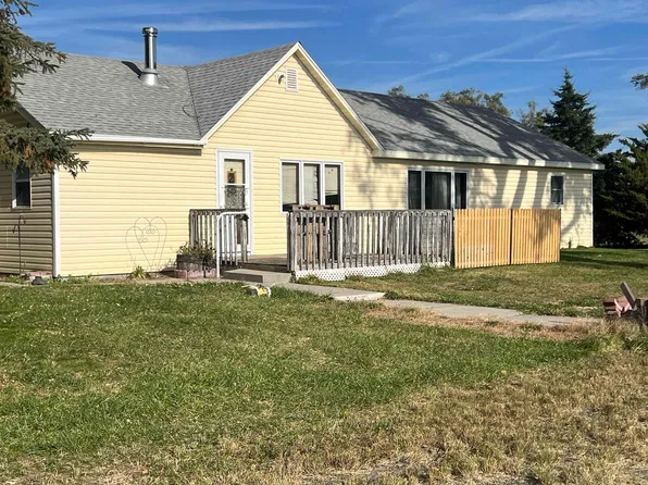 219 W River St., Brady, NE 69123