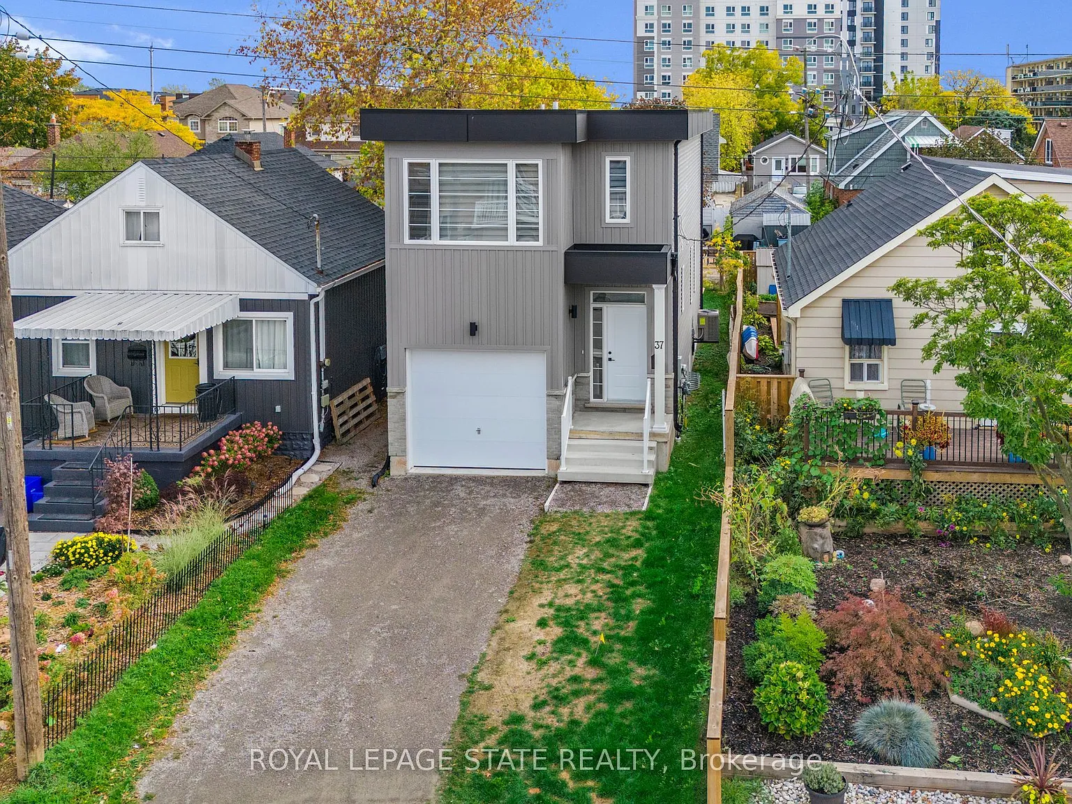 3 bed, $2,950 — Photo 3
