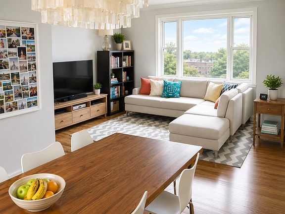 2nd image of 258 Barrow St #Penthouse A