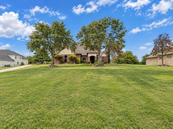 4613 Lake Breeze Dr, McKinney, TX 75071