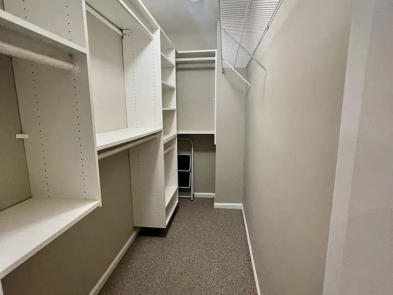 703 Constance Ln — Photo 13