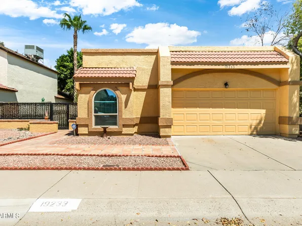 19233 N 5th Street, Phoenix, AZ 85024