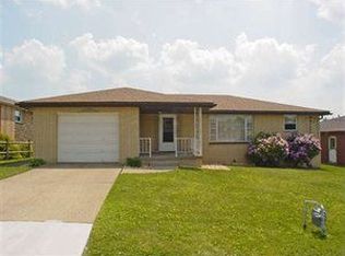 88 Braxton Rd, Weirton, WV 26062