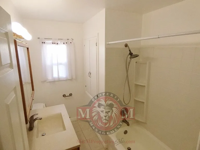 9590 S Amber Ln — Photo 9
