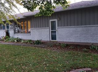 230 W Main St, Agency, IA 52530