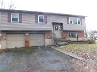 15 Patricia Rd, Middletown, NY 10941