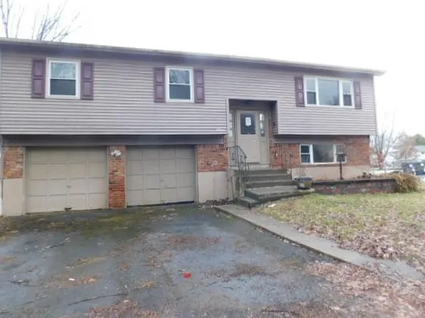 15 Patricia Road, Middletown, NY 10941