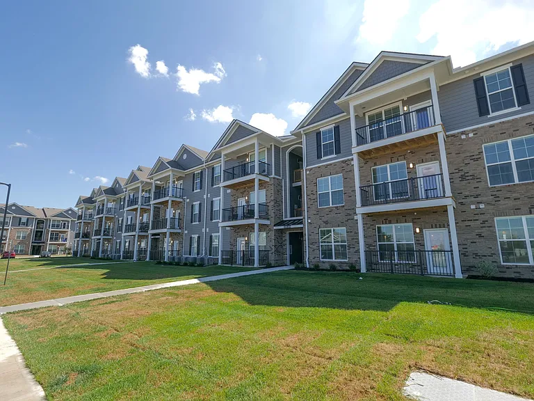 Hayden Park Apartments — Photo 22