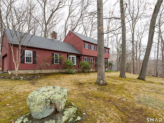 4th image of 40 Deerfield Drive