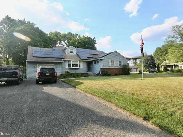 7433 Zimmerman Ave, Pennsauken, NJ 08110
