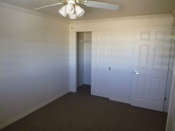 2nd image of 1243 Vine St APT 8