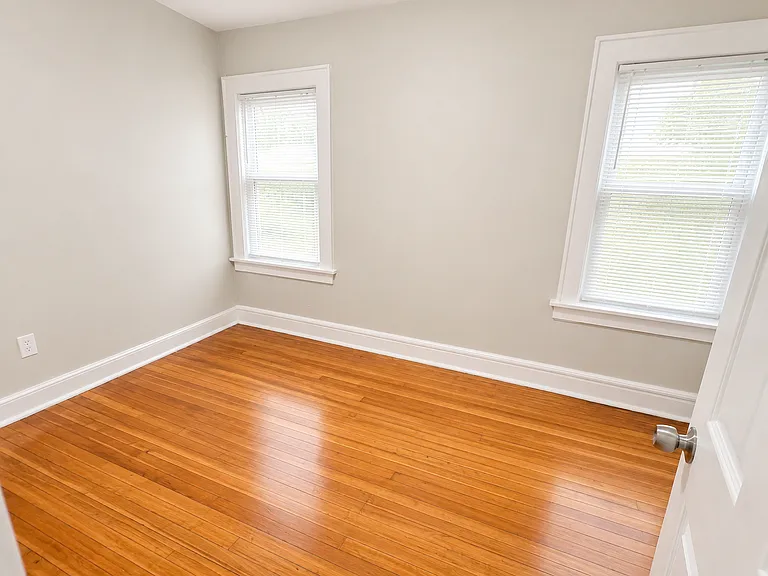 148-150 Norwood St #1F — Photo 7