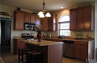 KITCHEN VIEW 2