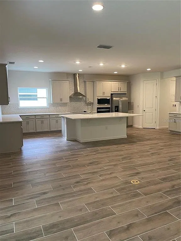 5 bed, 4.0 bath, 2945 sqft, $3,100 — Photo 4