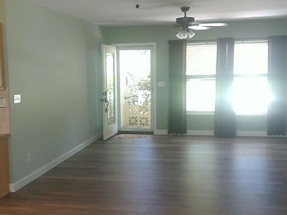 3rd image of 3853 Harbor Heights Dr
