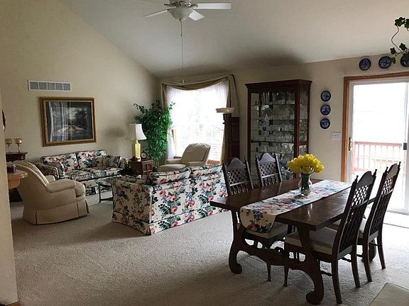3rd image of 4922 Ashbey Dr