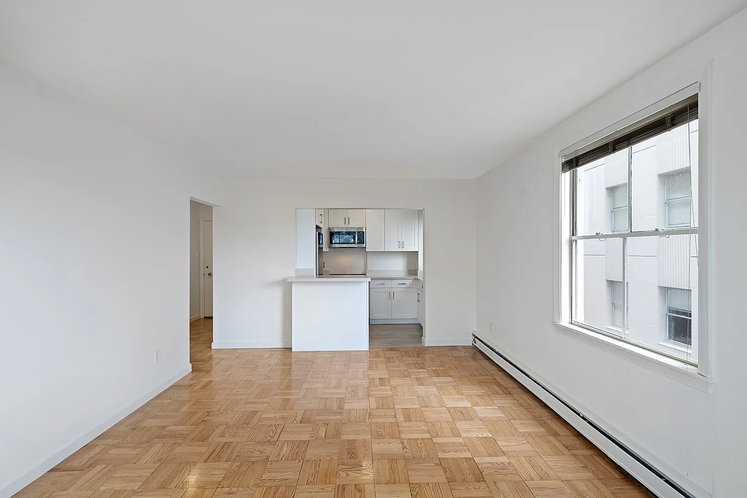 1 bed, $4,795 — Photo 2